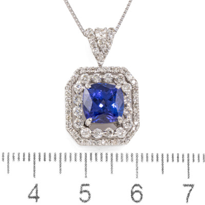 2.26ct Tanzanite & Diamond Pendant - 2