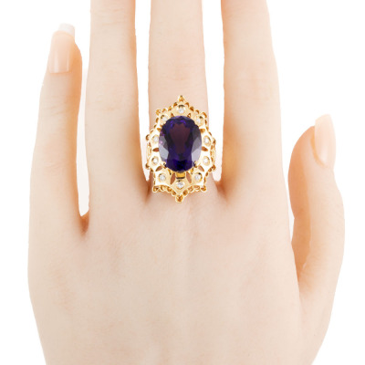 7.85ct Amethyst and Diamond Ring - 6