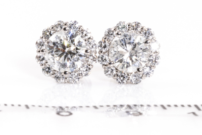 2.64ct Diamond Earrings - 2