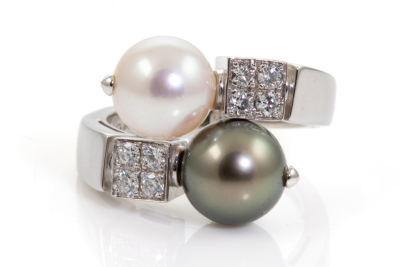 Bvlgari Lucia Pearl & Diamond Ring