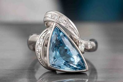 3.48ct Aquamarine & Diamond Ring - 7