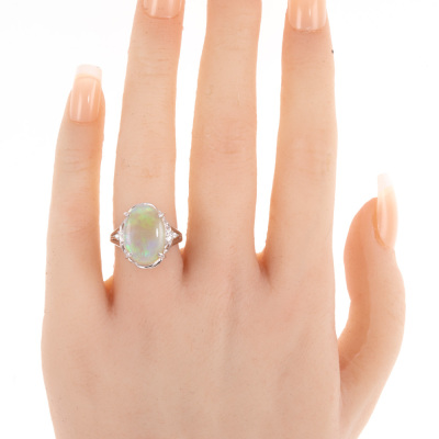 3.00t Opal and Diamond Ring - 6