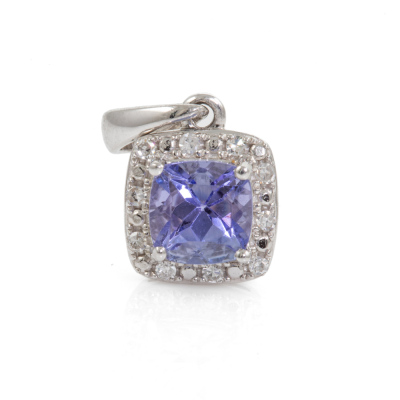 Tanzanite Ring, Earring & Pendant set - 7