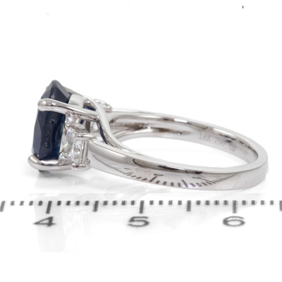 3.84ct Blue Sapphire and Diamond Ring - 3