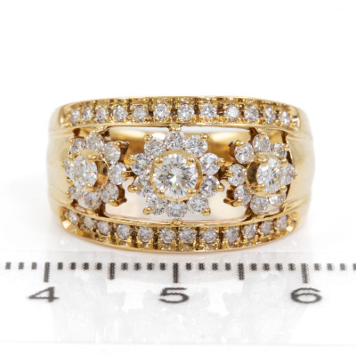 1.04ct Diamond Dress Ring - 2