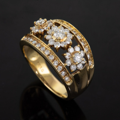 1.04ct Diamond Dress Ring - 5