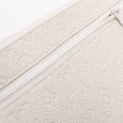 Louis Vuitton White Solar Ray A4 Pouch - 12