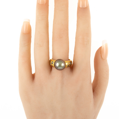 11.7mm Tahitian Pearl and Diamond Ring - 6