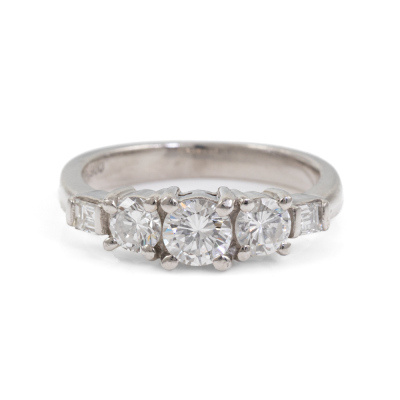 0.89ct Diamond Dress Ring