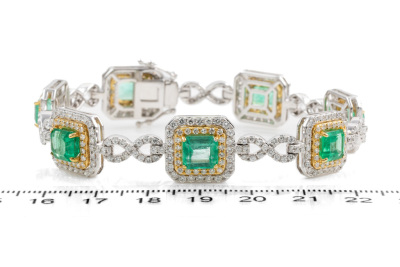 8.47ct Emerald & 4.82ct Diamond Bracelet - 2