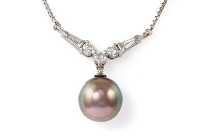 10.0mm Tahitian Pearl & Diamond Necklace