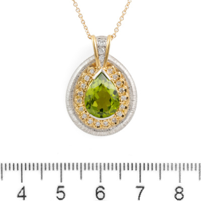 3.06ct Peridot & Diamond Pendant - 3