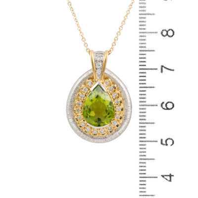 3.06ct Peridot & Diamond Pendant - 4