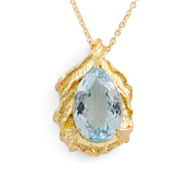 11.85ct Aquamarine Pendant