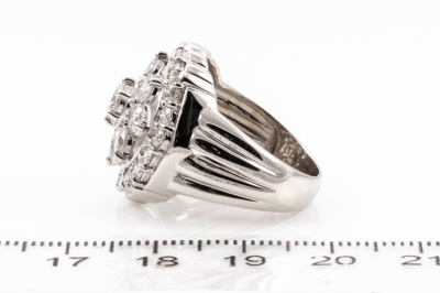 3.05ct Diamond Dress Ring 17.1g - 3