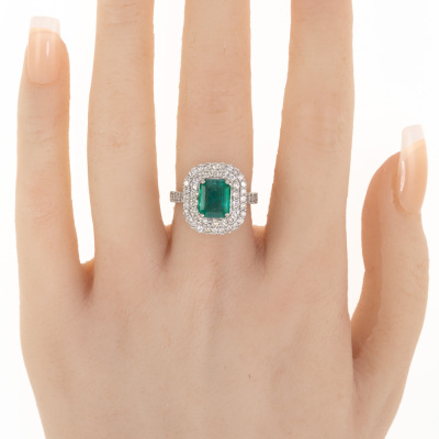 2.44ct Emerald & Diamond Ring - 7