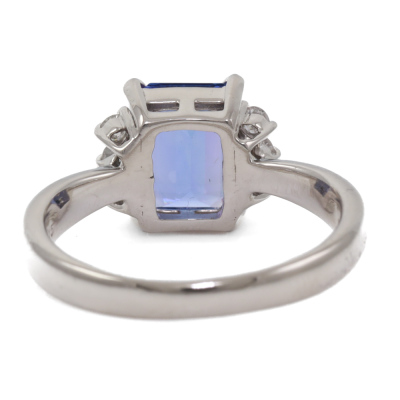 1.46ct Tanzanite and Diamond Ring - 4