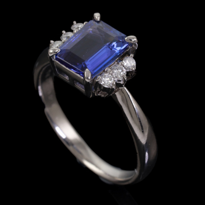 1.46ct Tanzanite and Diamond Ring - 5