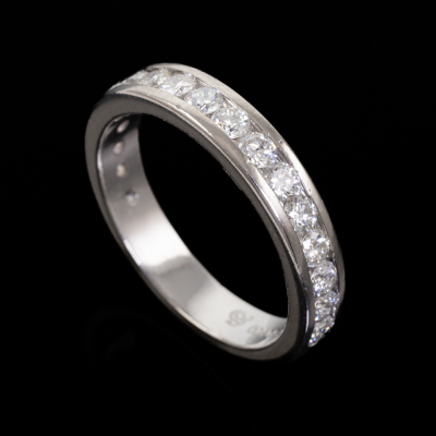 0.85ct Diamond Eternity Ring - 4