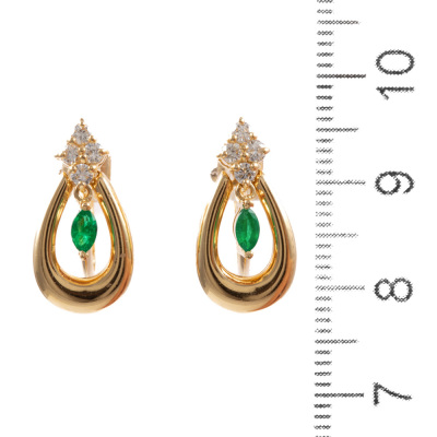 0.20ct Emerald and Diamond Earrings - 3