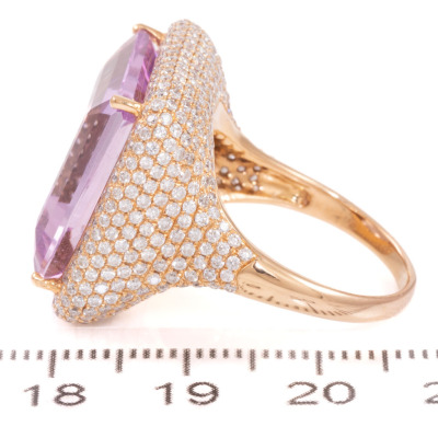 19.67ct Kunzite and Diamond Ring - 3