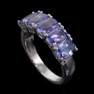 2.00ct Tanzanite Ring - 5