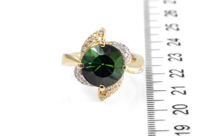 4.50ct Tourmaline and Diamond Ring - 3