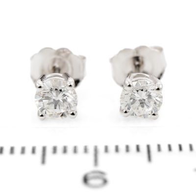 0.60ct Diamond Studs GIA D VVSI - 2