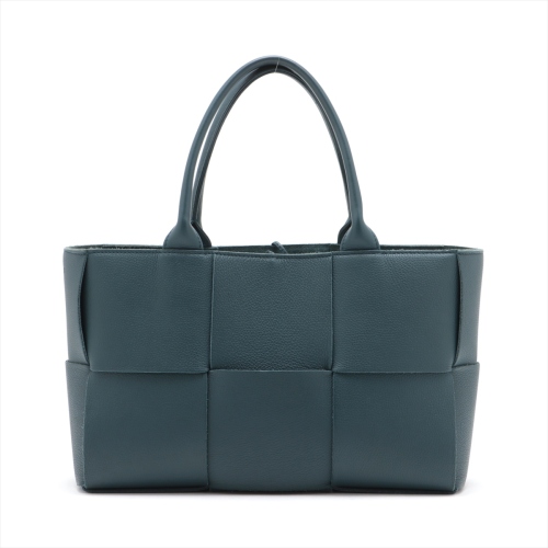 Bottega Veneta Maxi Intrecciato Arco Tote