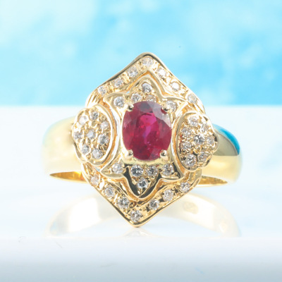 0.81ct Ruby and Diamond Ring - 7