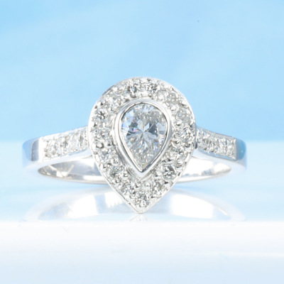 0.26ct Centre Diamond Halo Ring - 7