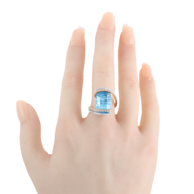 11.24ct Blue Topaz and Diamond Ring - 6