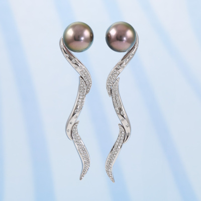 11.4mm Tahitian Pearl & Diamond Earrings - 5