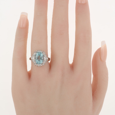 4.80ct Aquamarine and Diamond Ring - 6