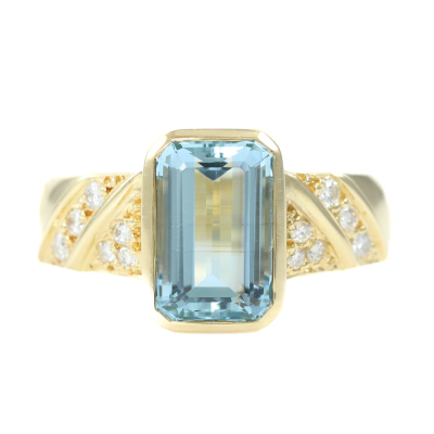 1.80ct Aquamarine & Diamond Ring