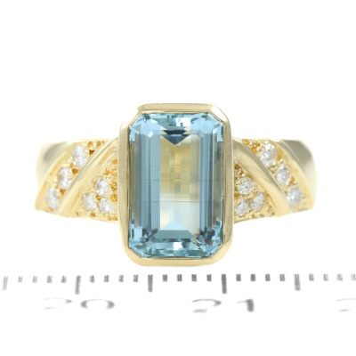 1.80ct Aquamarine & Diamond Ring - 2