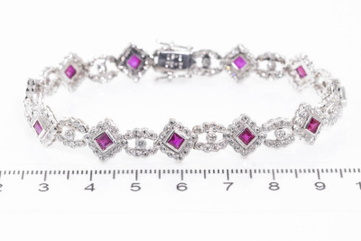 2.30ct Ruby & 1.67ct Diamond Bracelet - 2