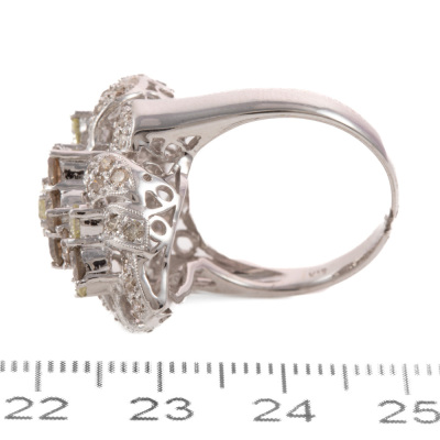 3.50ct Fancy Colour Diamond Ring - 3