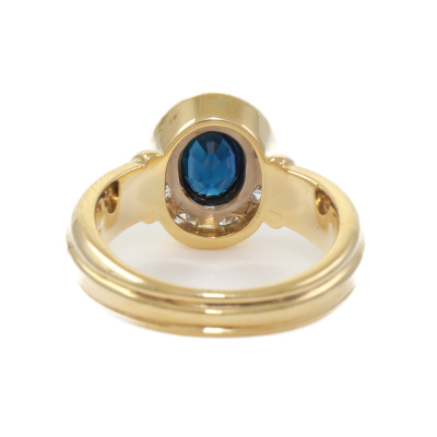 1.03ct Sapphire and Diamond Ring - 4