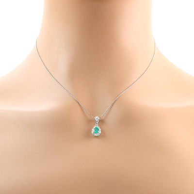 0.44ct Emerald and Diamond Pendant - 5