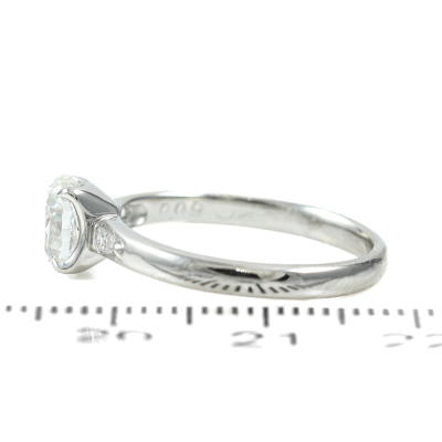 1.00ct Diamond Solitaire Ring - 3