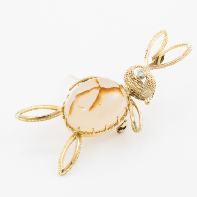 Quartz and Diamond Rabbit Brooch - 5