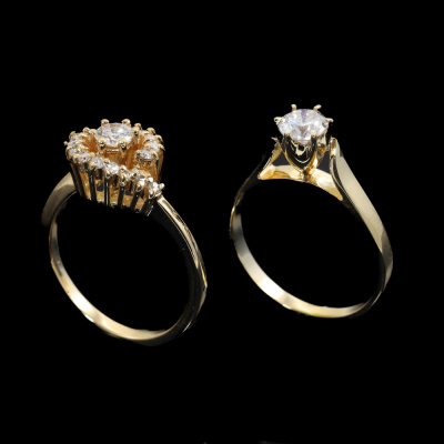 Set of Two Diamond Rings - 4