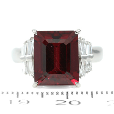 6.13ct Garnet and Diamond Ring - 2