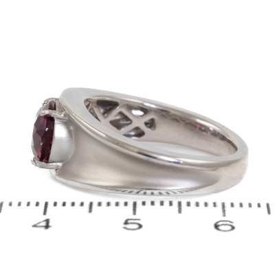 2.14ct Oval Pink Tourmaline Ring - 2