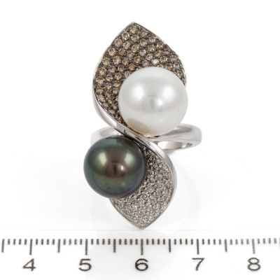 South Sea Pearl and Diamond Ring - 2