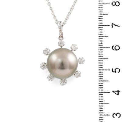 13.5 Tahitian Pearl and Diamond Pendant - 3