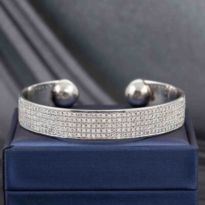 8.08ct Diamond Bangle in Platinum 111.2g - 6