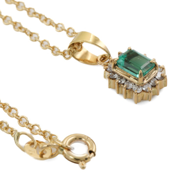 0.36ct Emerald and Diamond Pendant - 6