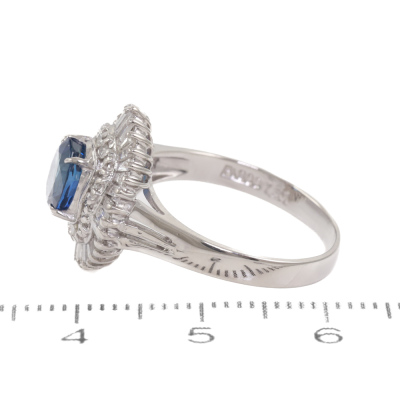 1.31ct Sri Lankan Sapphire & Diamond Ring - 3